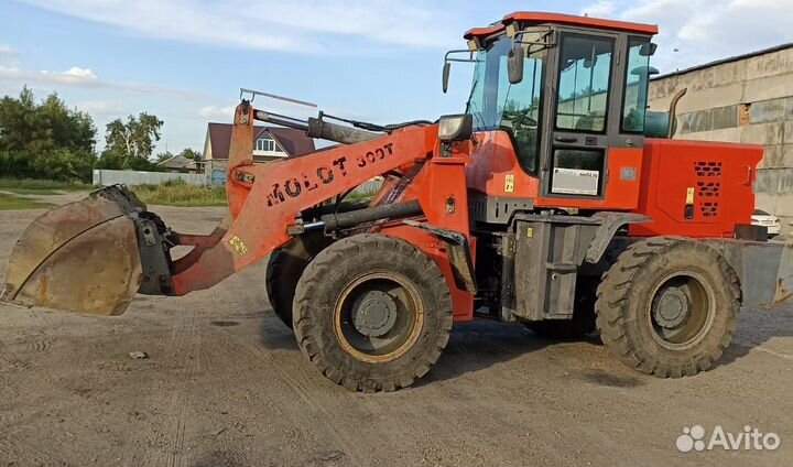 Фронтальный погрузчик Molot 300T, 2018