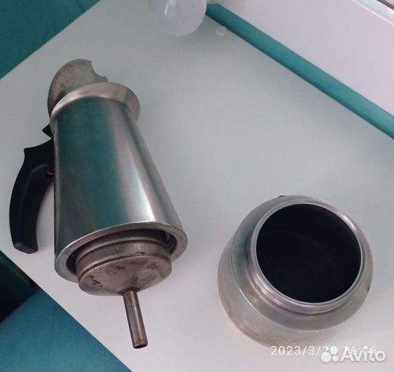 Гейзерная кофеварка