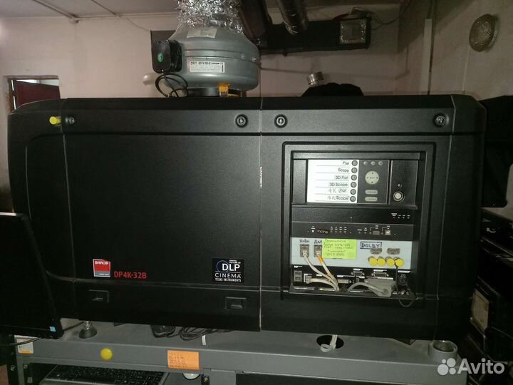 Кинопроектор Barco DP4K-32B