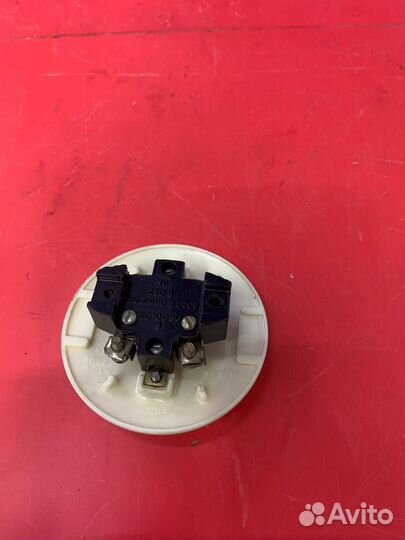 Выключатель круглый (10A, 250B)