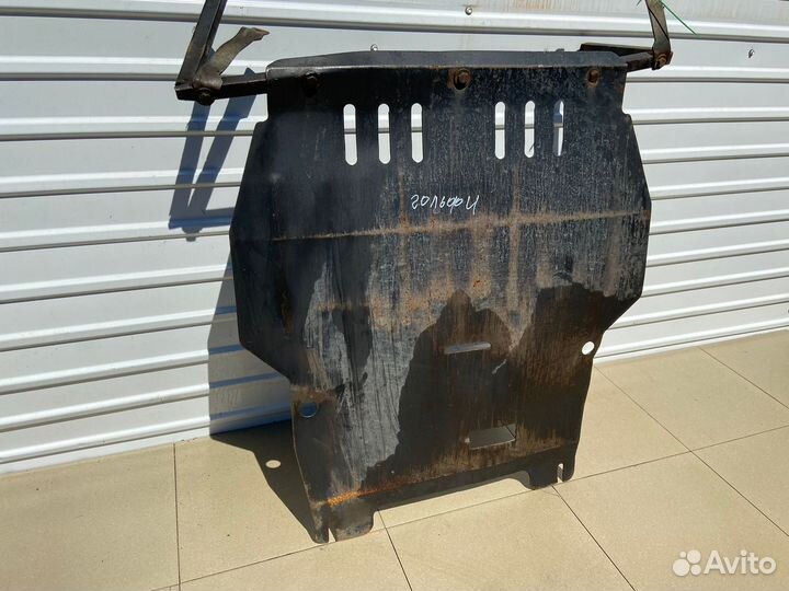 Защита двигателя Volkswagen Golf 4