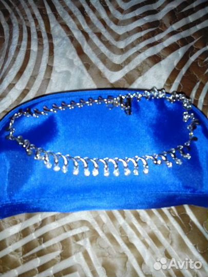 Колье и серьги