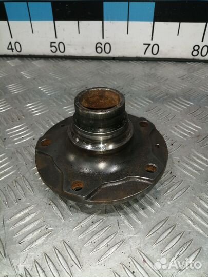 Б/У Ступица передняя Suzuki SX4