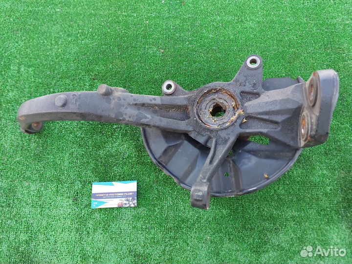 Кулак поворотный левый Mazda 6 GG