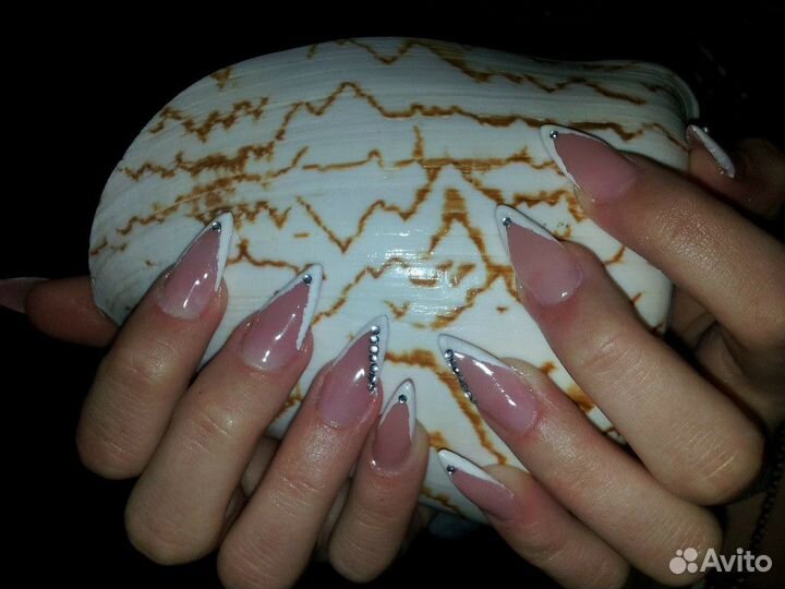 Маникюр, педикюр