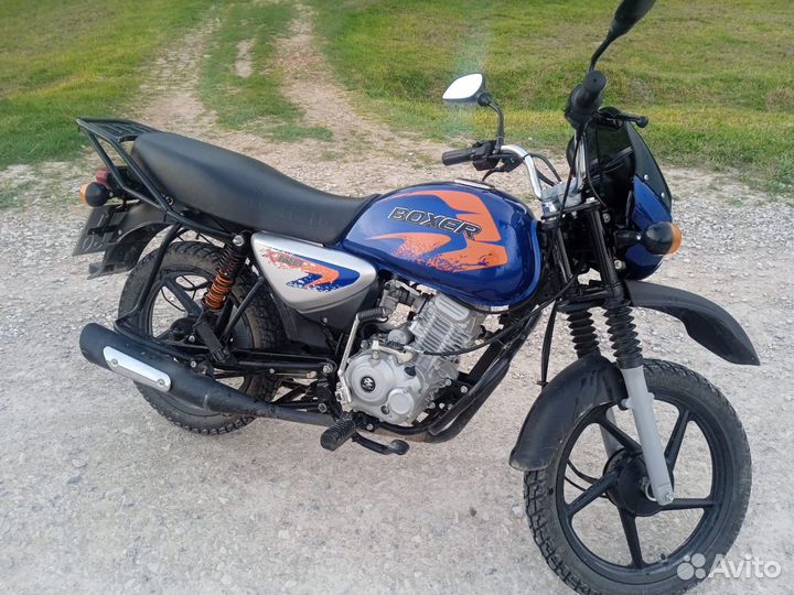 Bajaj boxer 125