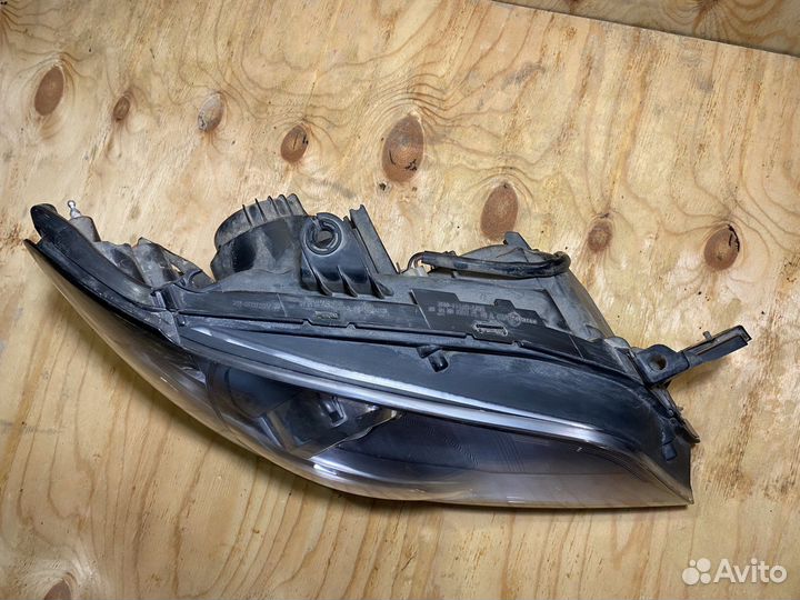 Фара правая Subaru Impreza