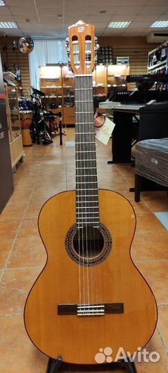 Гитара классическая Perez 630 Cedar