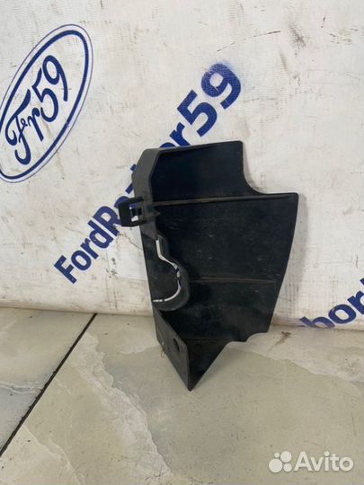 Дефлектор радиатора правый Mazda Mazda5 CR