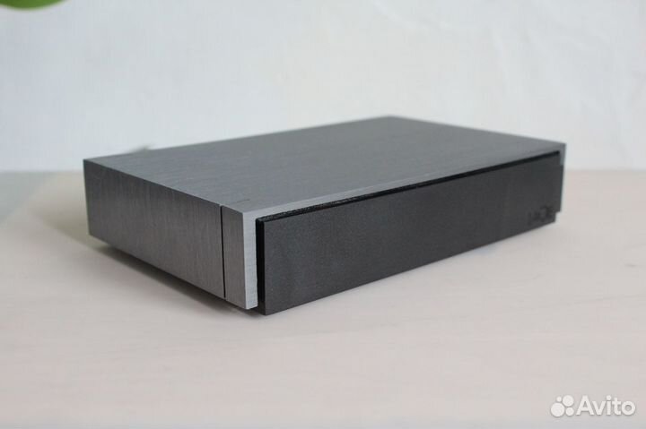 Внешний диск 2 TB Lacie Porsche Design