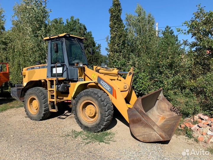 Фронтальный погрузчик Foton Lovol FL935E, 2012