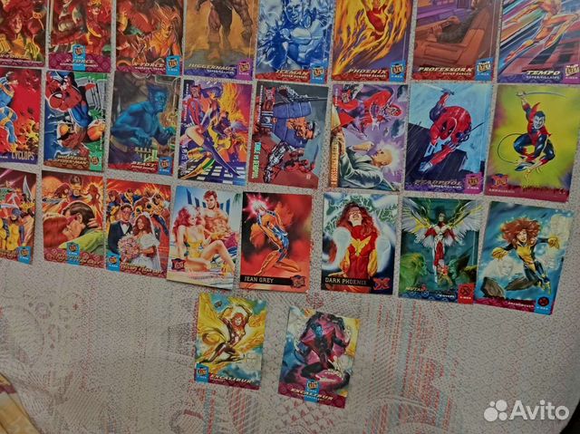 Коллекционные карточки и наклейки марвел marvel