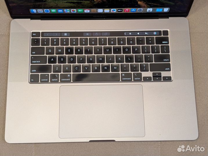 Macbook Pro 16 2019 i7/16/1tb 5300M