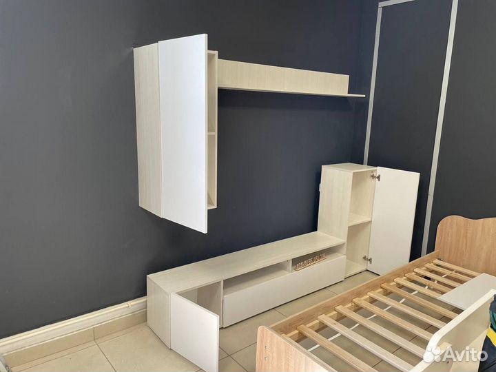 Стенка в гостиную