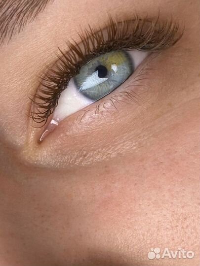 Наращивание ресниц модель Калининец