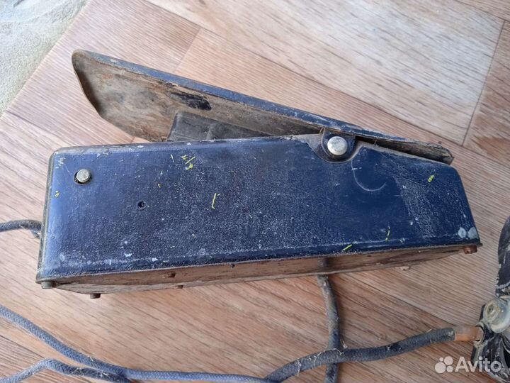 Двигатель с реостатом. От швейной машинки 1957г