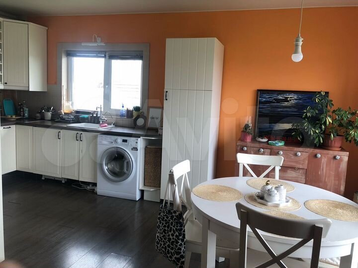 Дом 130 м² на участке 6 сот.