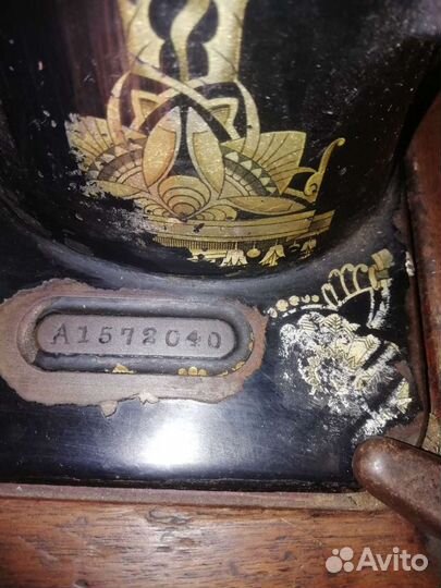 Швейная машина Singer