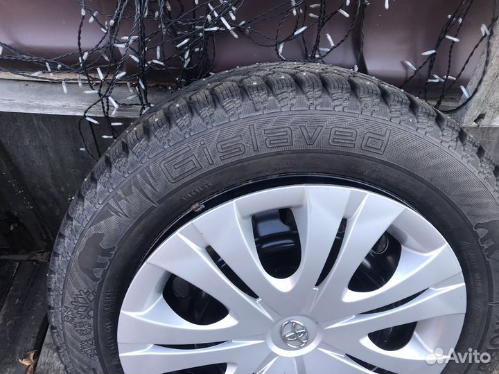 R16 Gislaved Nord Frost 200 205/60, PCD 5x114.3 DIA 22