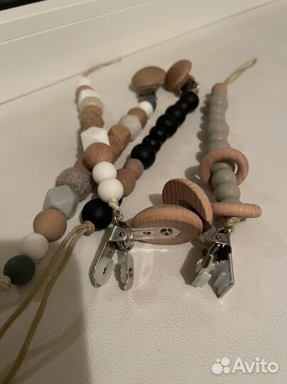 Держатели для соски,цена за все 4