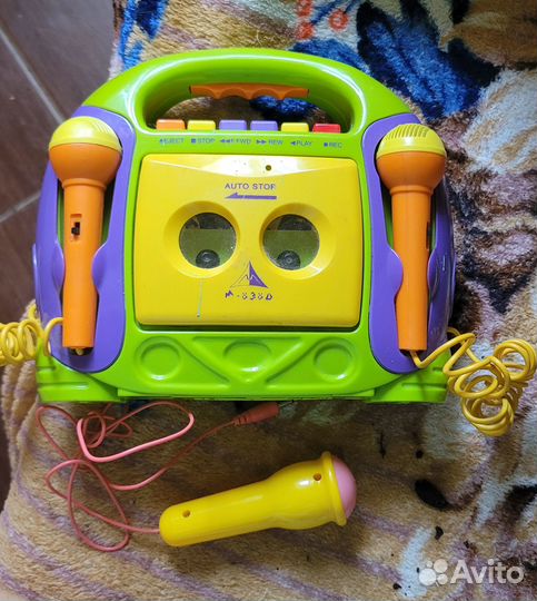 Детский магнитофон с микрофонами