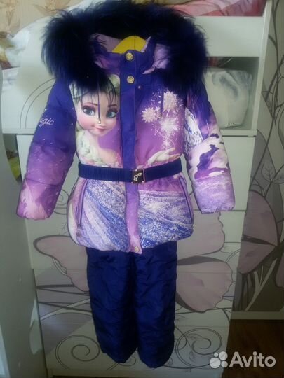 Зимний комбинезон для девочки