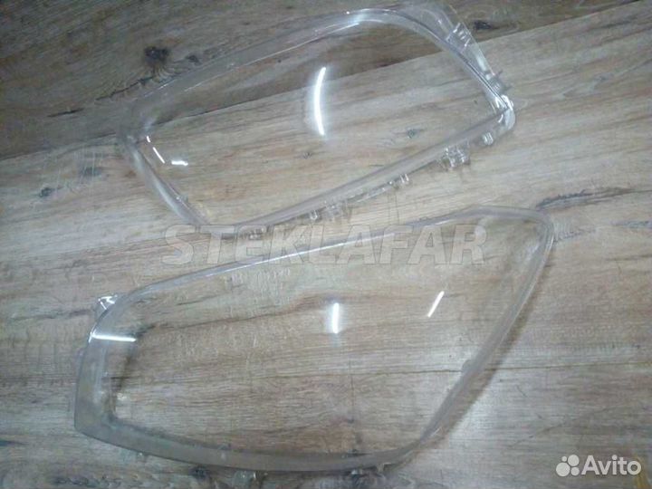 Стекло фары Toyota RAV4 30 (2006-2008) дорестайли