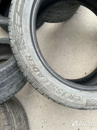 CrossLeader DSU02 275/45 R20