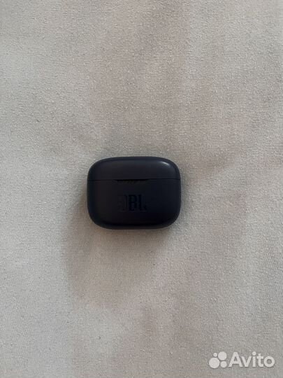 Беспроводные наушники jbl