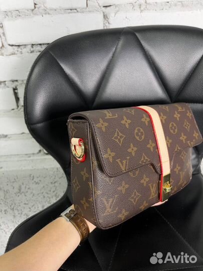 Сумка Louis Vuitton