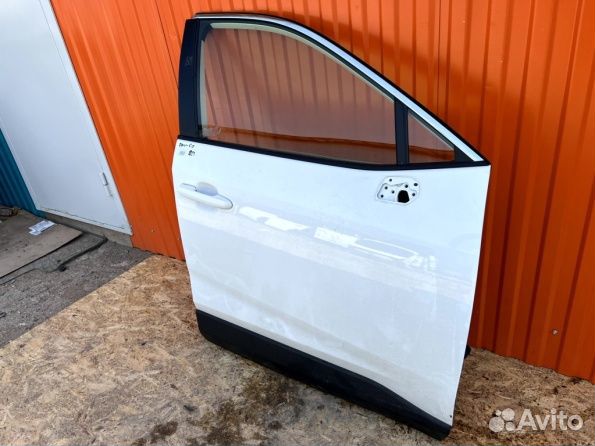 Дверь передняя правая toyota rav-4 xa50