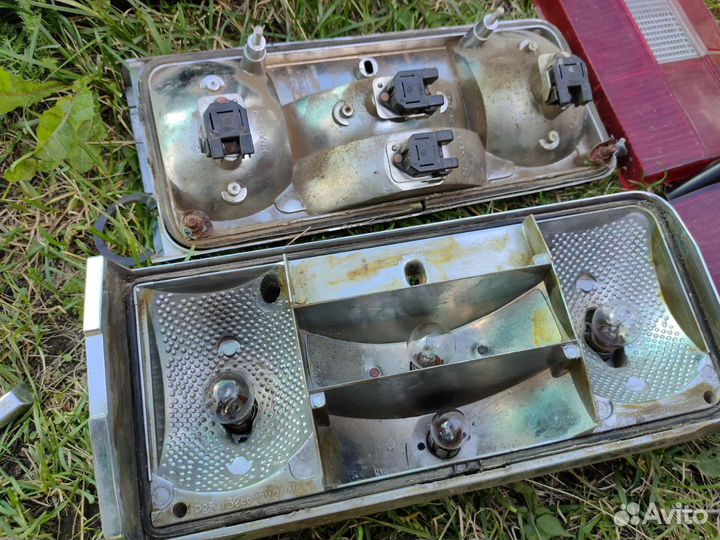 Стопари/запчасти/салон/хром ваз 2106 2103