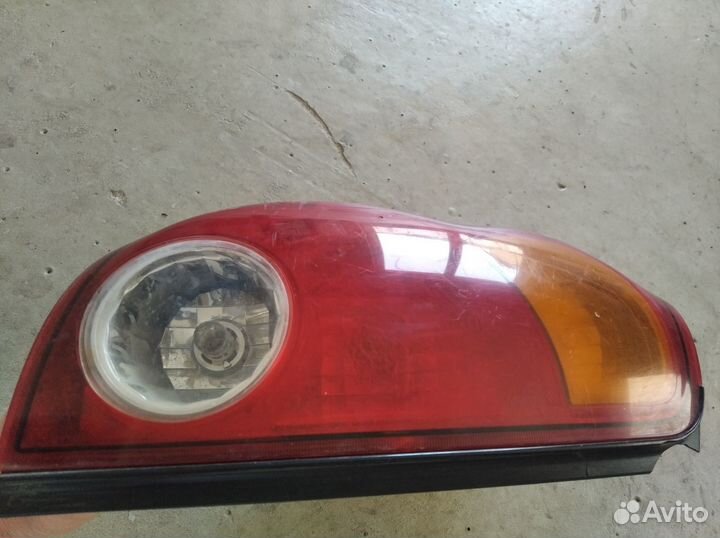 Фара задняя левая Митсубиси l200