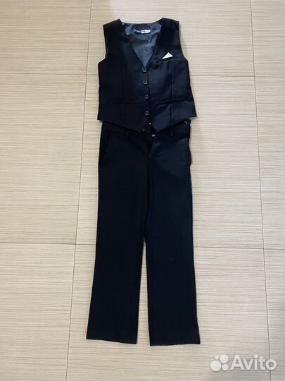 Брюки и жилет классические