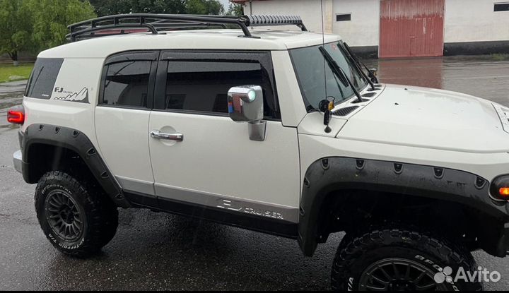 Toyota FJ Cruiser 4.0 AT, 2012, 25 000 км