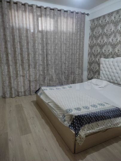 2-к. квартира, 64 м², 6/17 эт.