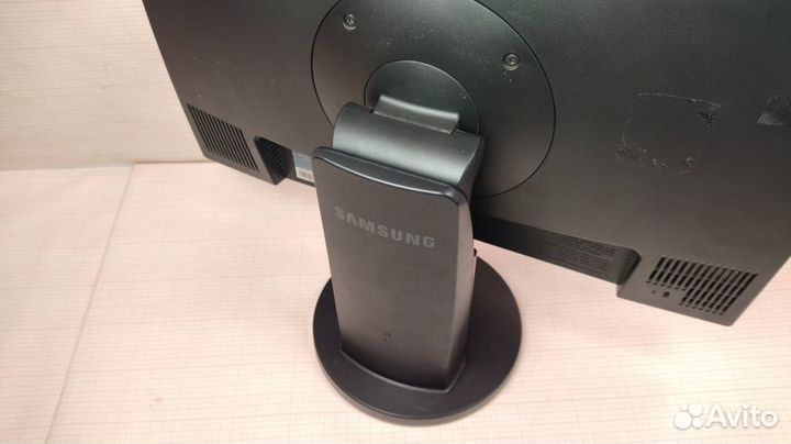 Монитор б/у 22