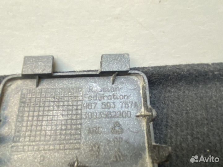 Заглушка буксировочного крюка передняя Peugeot 408