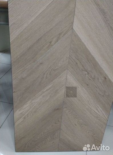 Кварцвиниловая плитка