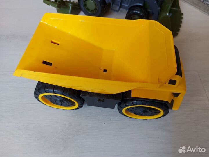 Машинки 5 шт