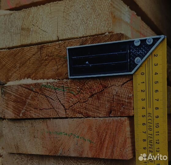 Качественные доски лиственницы 50x200 мм, строго обработанные