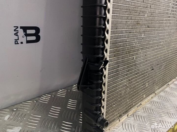 Радиатор охлаждения двигателя Bmw X5 E53 M54B30
