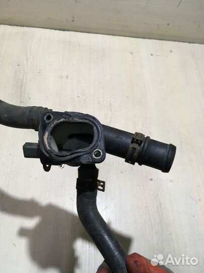 Корпус термостата Фольксваген Тоуран