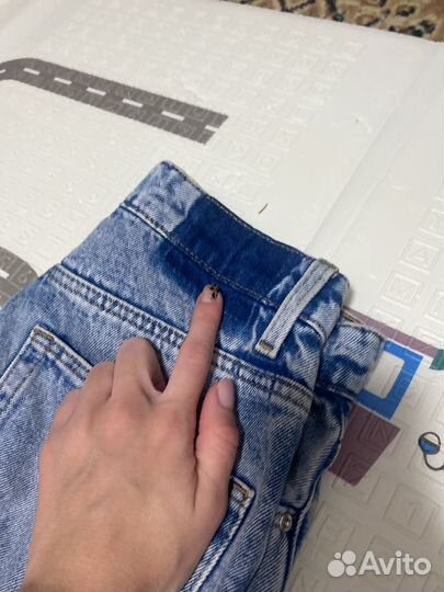Джинсы женские