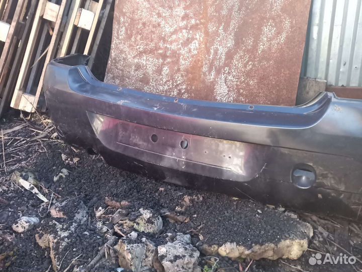 Задний бампер renault logan