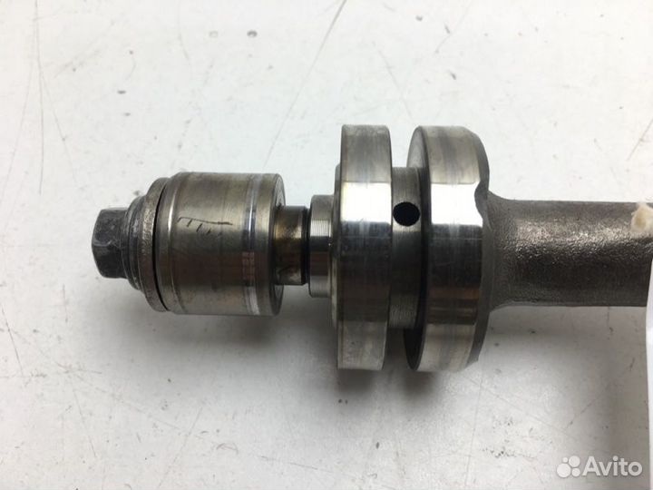 Вал балансирный правый Mitsubishi Outlander CU5W