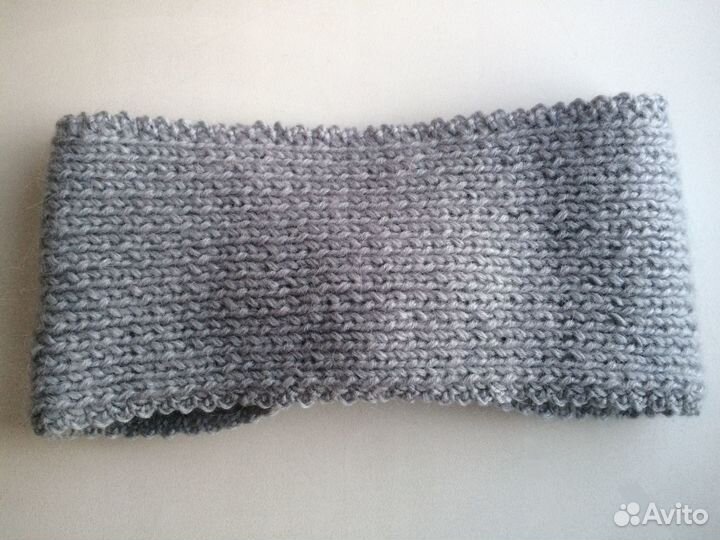 Новые вязаные манишка и повязка (ручная работа)