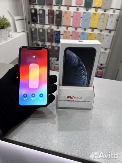 iPhone Xr, 128 ГБ