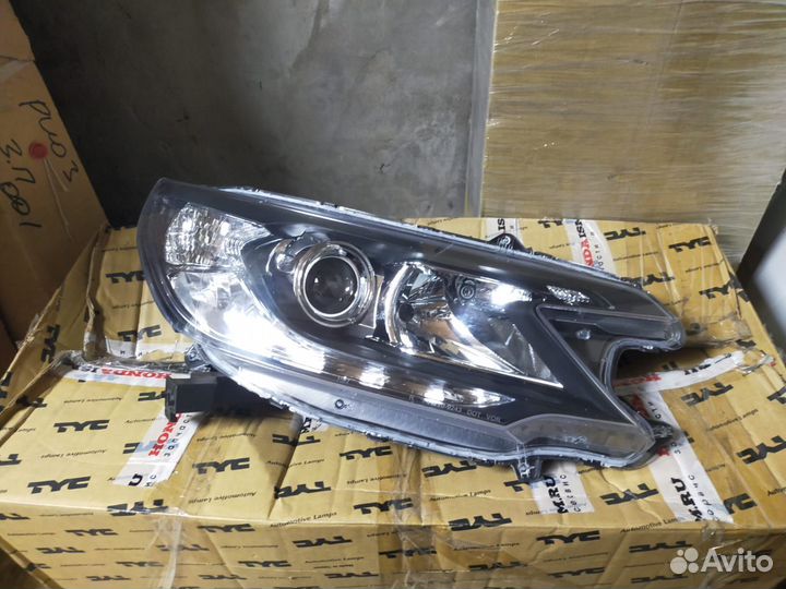Фара Правая Honda Cr-v (12-15г)