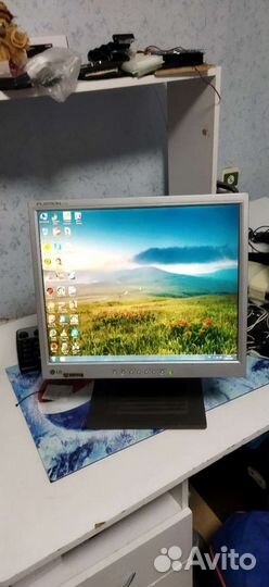 Монитор LG для компьютера